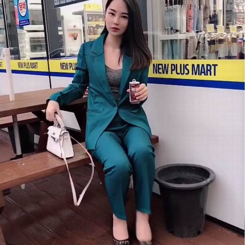 Ladies Professional Suit